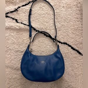 Coach - New without tags blue pebbled leather purse